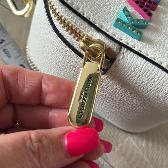 NWT Karl Lagerfeld Simone Lunchbox Double zip Crossbody Bag pebble white leather - Picture 13 of 17